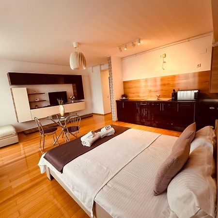 Lira Beach Studio Мамая Екстериор снимка