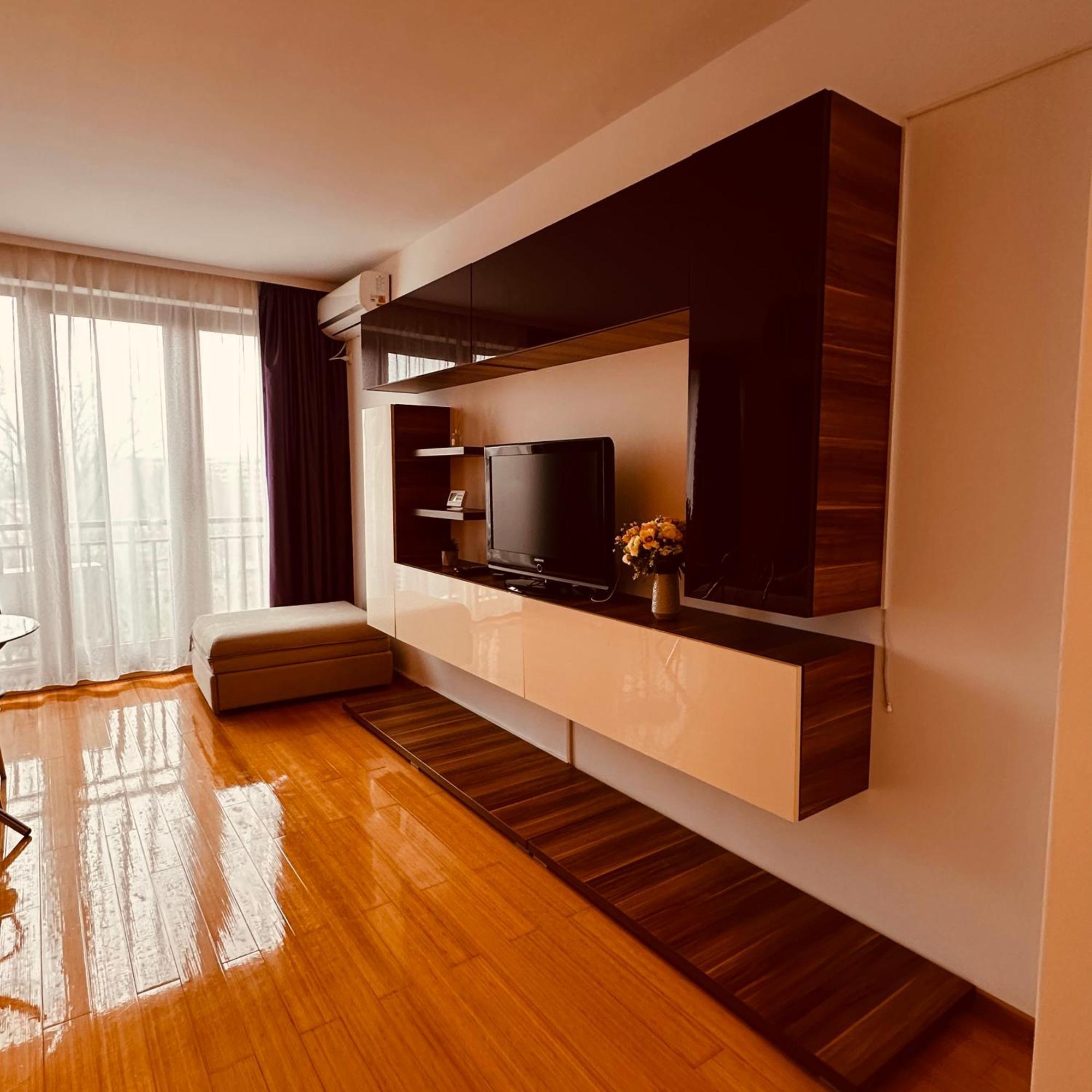 Lira Beach Studio Мамая Екстериор снимка